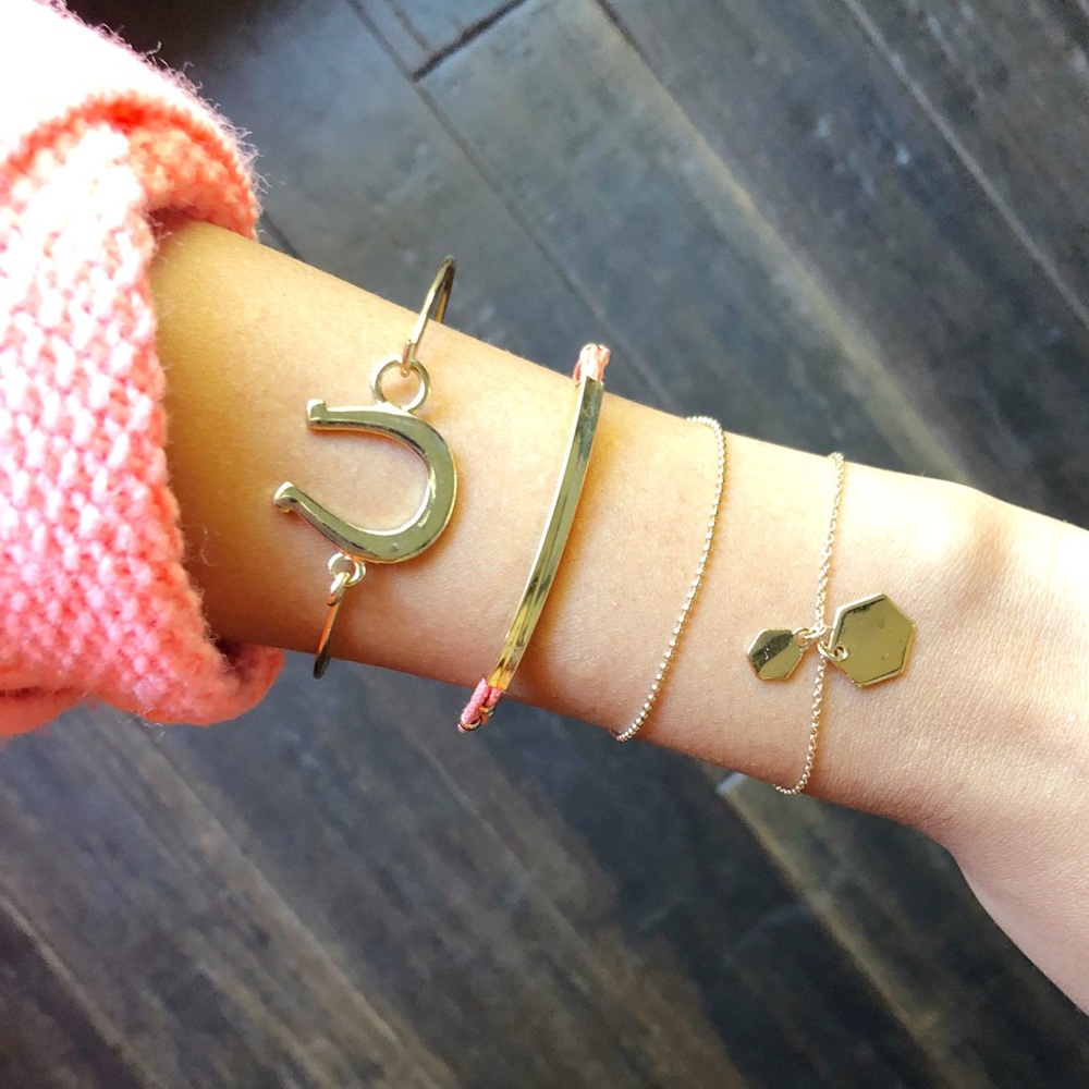 Dainty bracelets trio